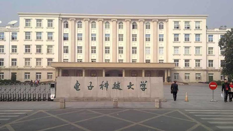 高速线路板设计规范：揭秘设计与性能的完美融合